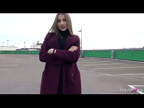 ❤️ CERCETAȘUL GERMAN ESTE UN VIS ATINGÂNDU-L PE STEELE, TELL-UL DIN PARCARE ȘI SEXY PENTRU BANI at ro.passionateembracespotlight.ru ❌️