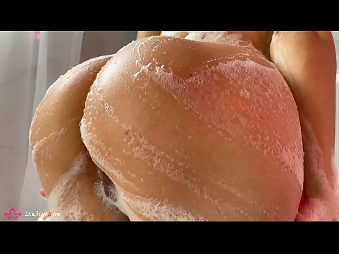 ❤️ Bruneta își masturbează păsărica cu un vibrator până la orgasm intens în duș at ro.passionateembracespotlight.ru ❌️