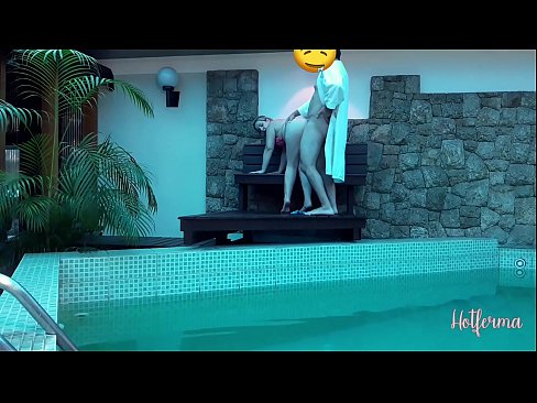 ❤️ Șeful o invită pe menajeră la piscină, dar nu a putut rezista la o partidă fierbinte at ro.passionateembracespotlight.ru ❌️