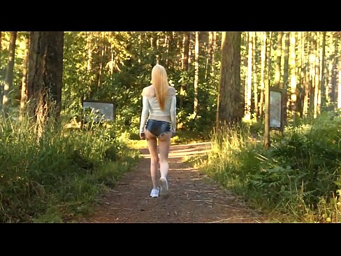 ❤️ O femeie frumoasă se mișcă încet, nu video nud at ro.passionateembracespotlight.ru ❌️